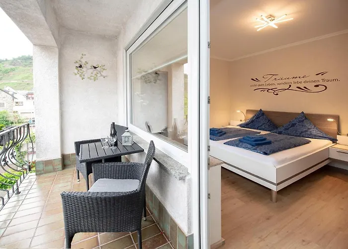 Am Matthiasturm Apartamento Neef