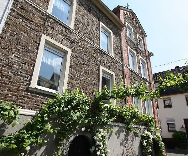 Apartamento Am Matthiasturm Neef